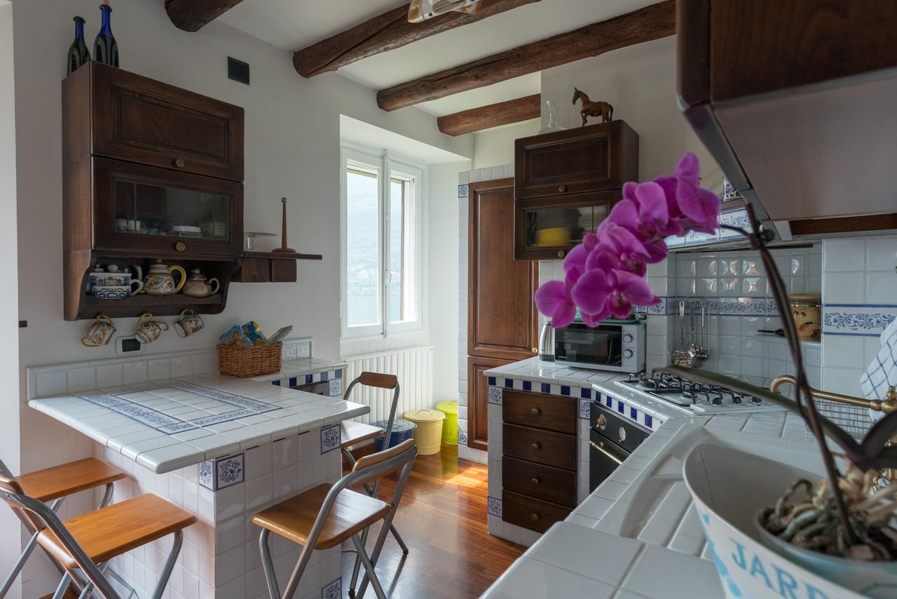 Una Terrazza Da Sogno By Rent All Como Appartement Carate Urio Buitenkant foto