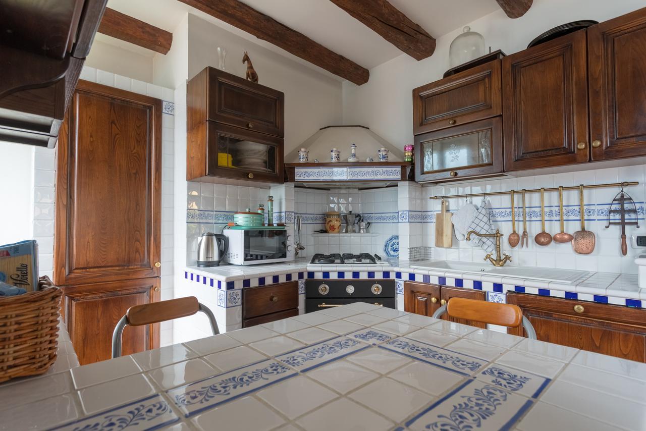 Una Terrazza Da Sogno By Rent All Como Appartement Carate Urio Buitenkant foto